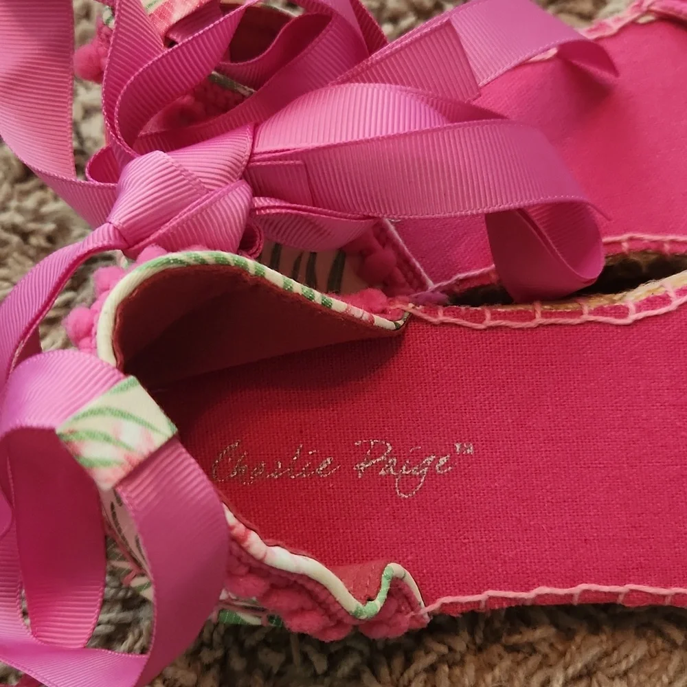 New -Charlie Page Espadrilles - Tropical Print w/Ribbon - Size 6